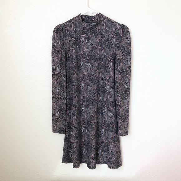 SO Dresses & Skirts - SO Paisley Pattern Mock Neck Long Sleeved Dress